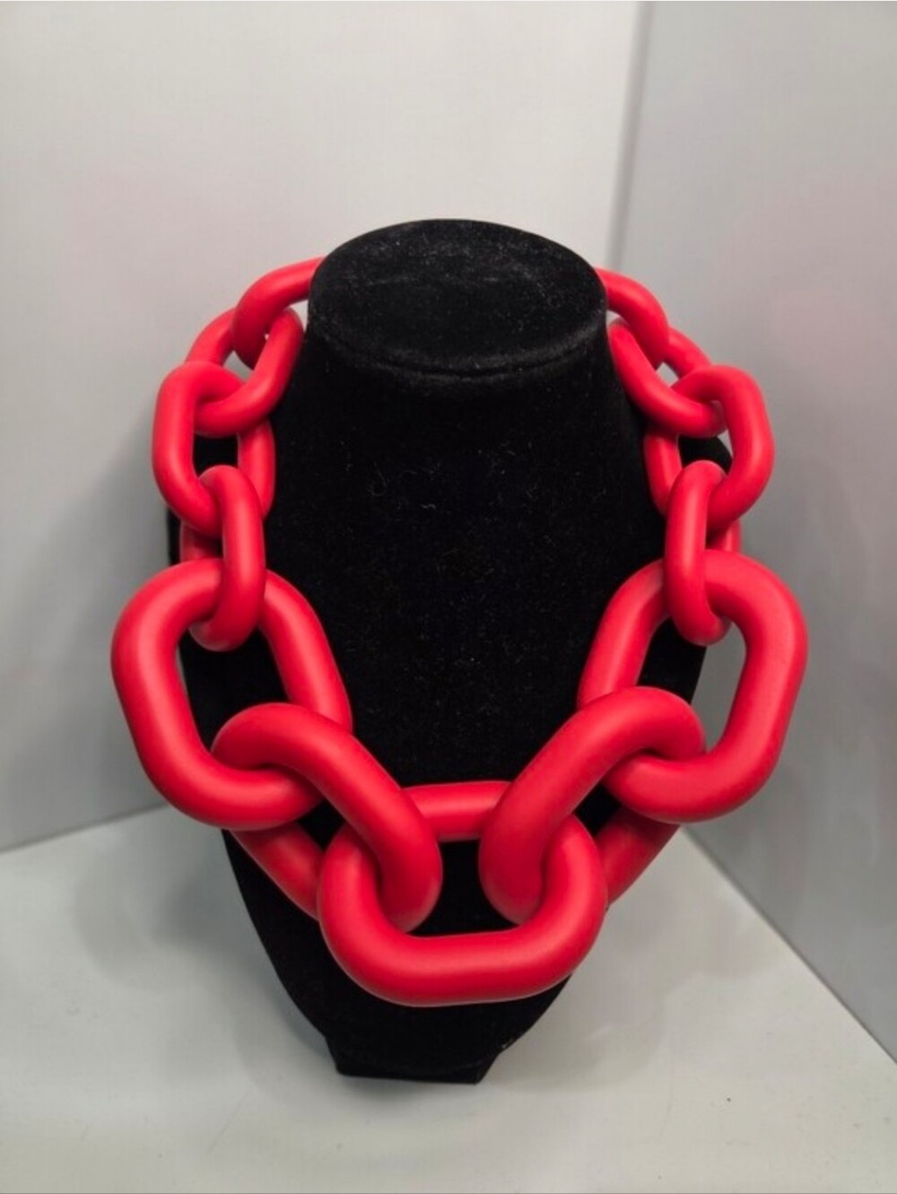 👉✨️Piper K Bold Red Chunky Chain Necklace - Contemporary Statement Jewelry